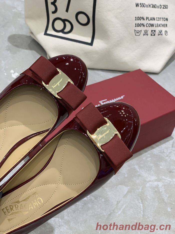 Ferragamo Shoes FMS00036