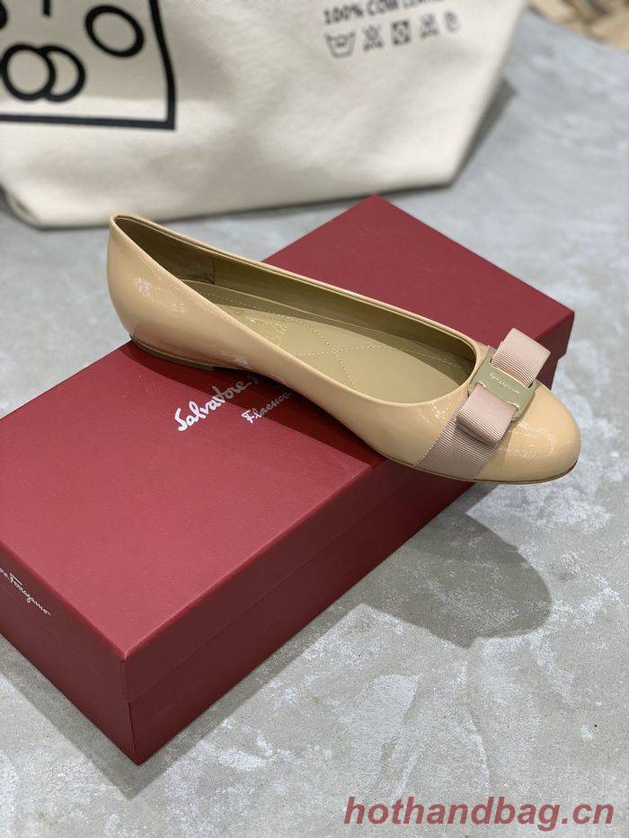 Ferragamo Shoes FMS00037