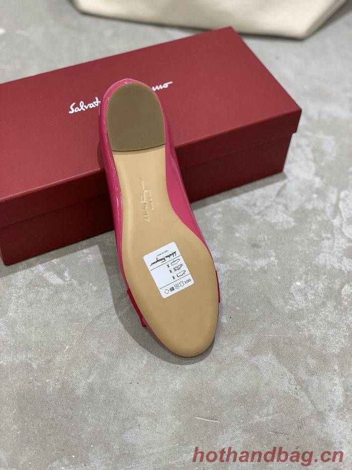 Ferragamo Shoes FMS00038