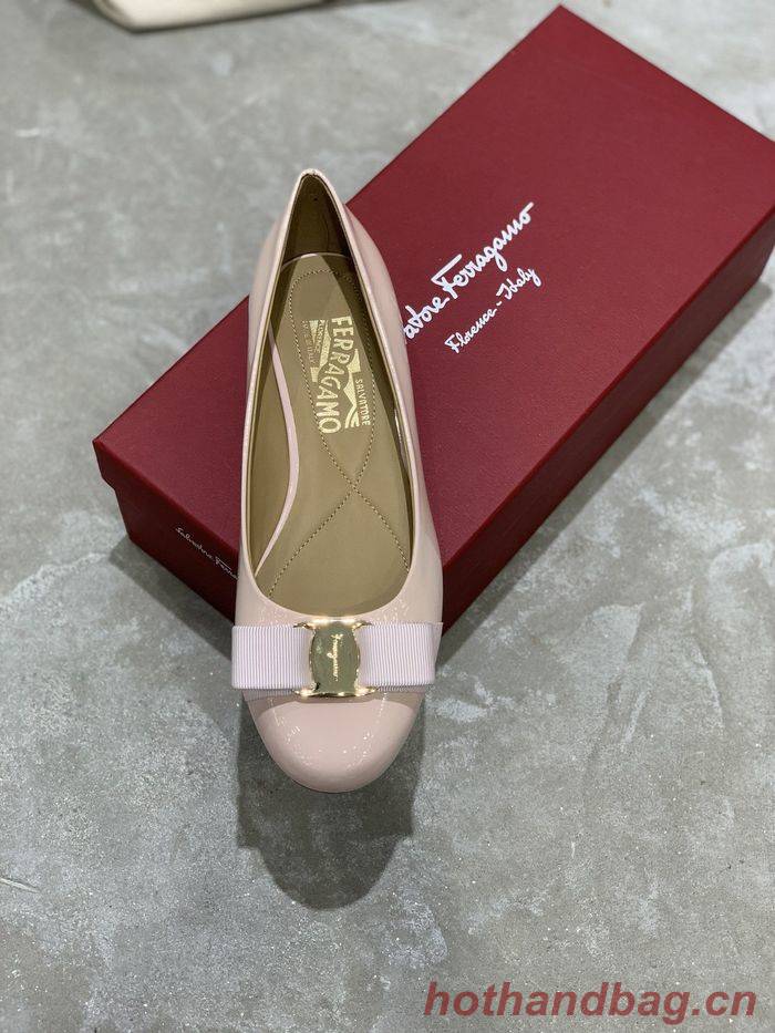 Ferragamo Shoes FMS00039