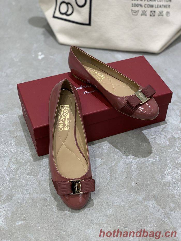 Ferragamo Shoes FMS00041