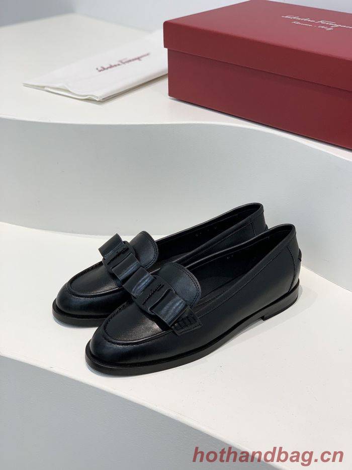 Ferragamo Shoes FMS00043