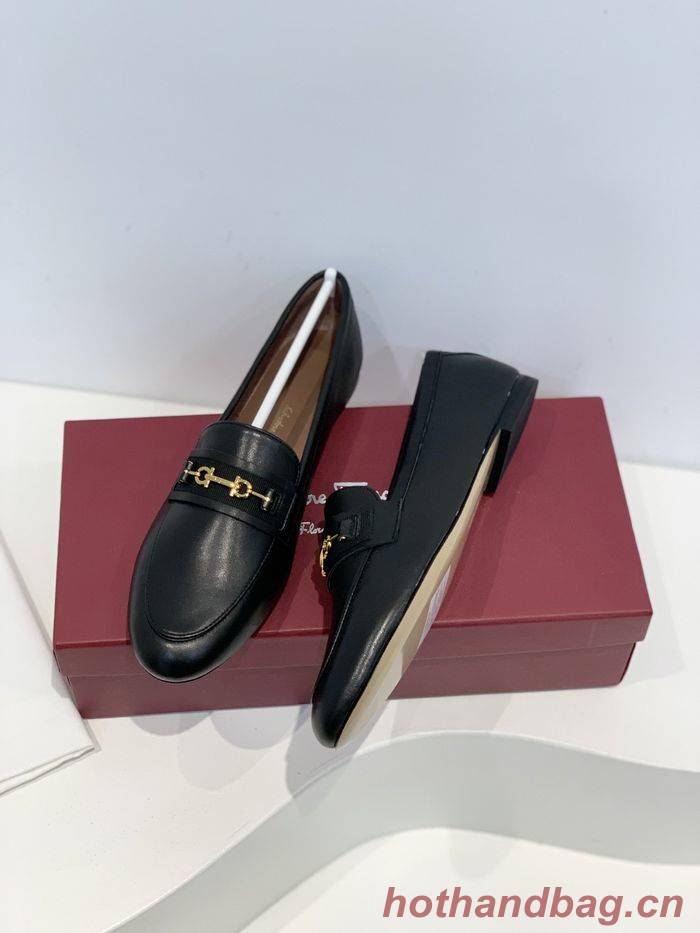 Ferragamo Shoes FMS00048