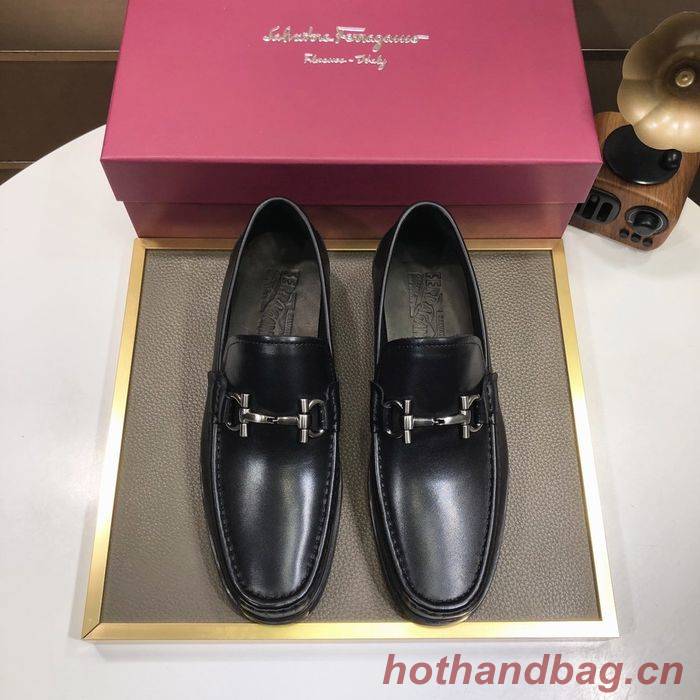 Ferragamo Shoes FMS00062