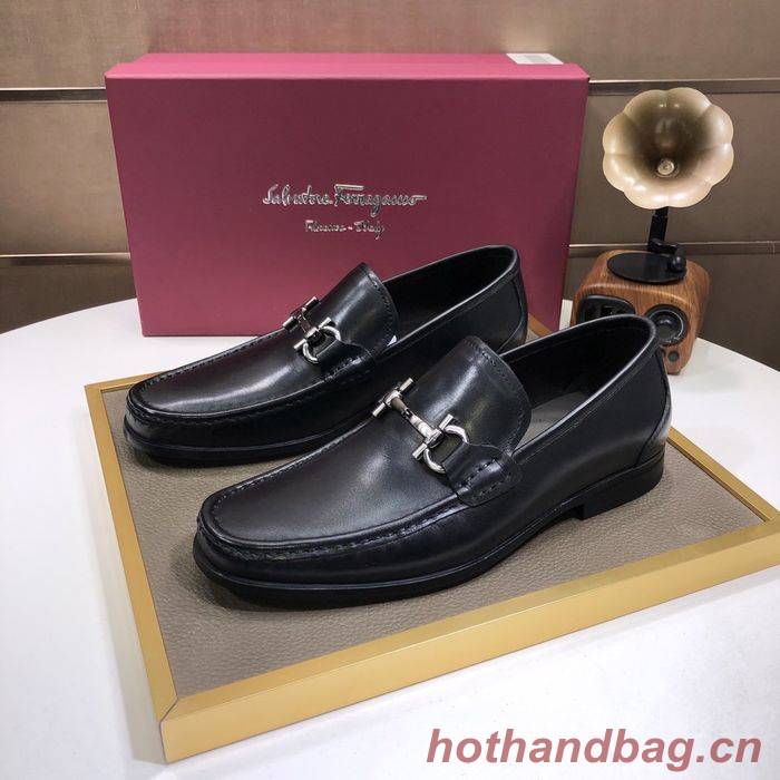 Ferragamo Shoes FMS00062