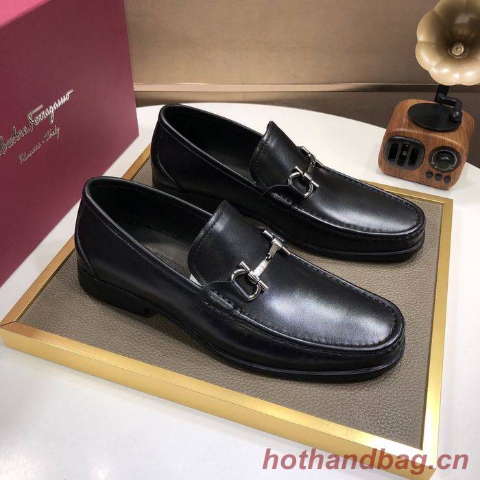 Ferragamo Shoes FMS00062