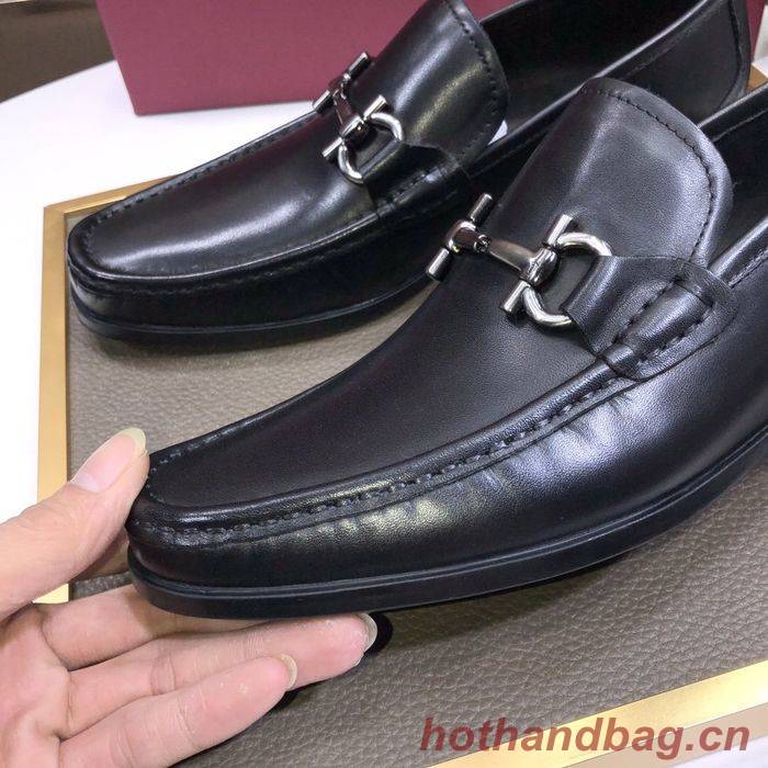 Ferragamo Shoes FMS00062