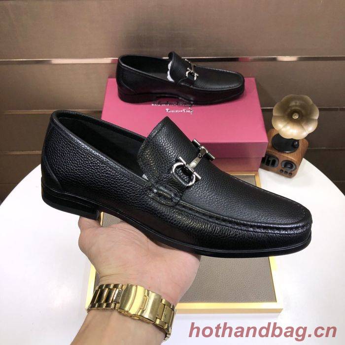 Ferragamo Shoes FMS00063