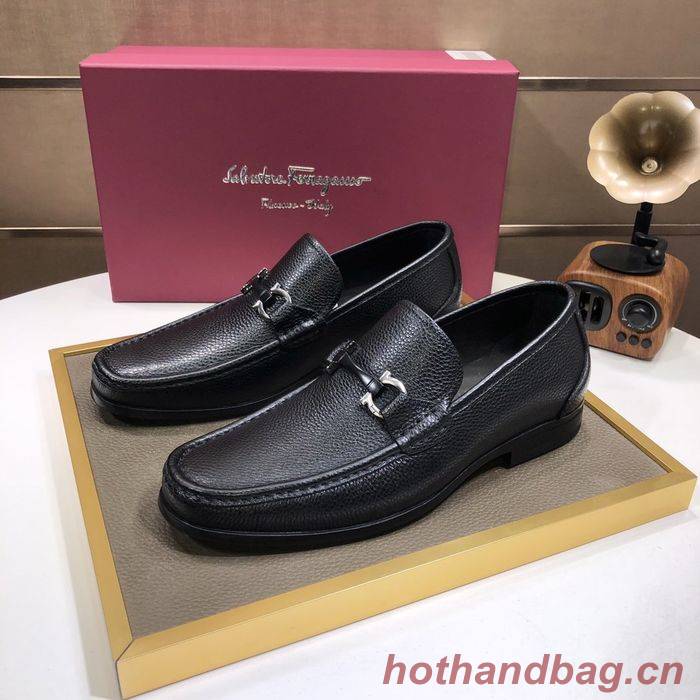 Ferragamo Shoes FMS00065