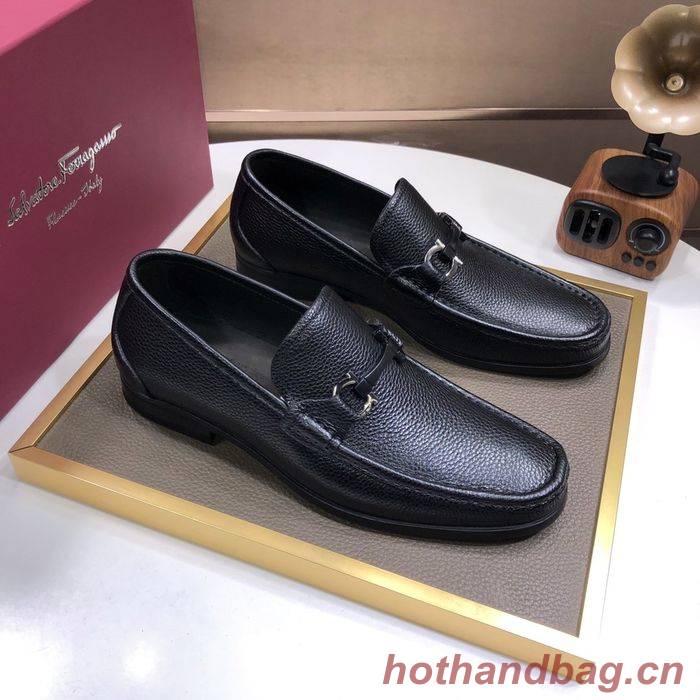 Ferragamo Shoes FMS00065