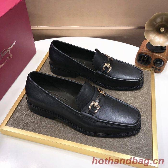 Ferragamo Shoes FMS00074