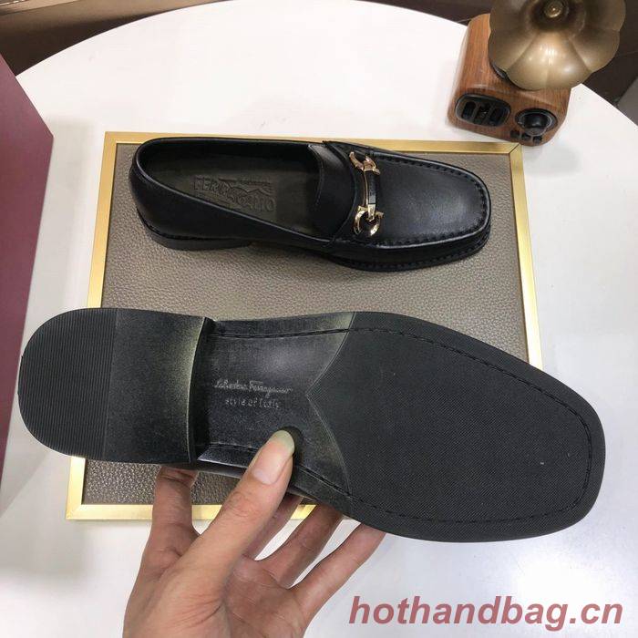 Ferragamo Shoes FMS00074