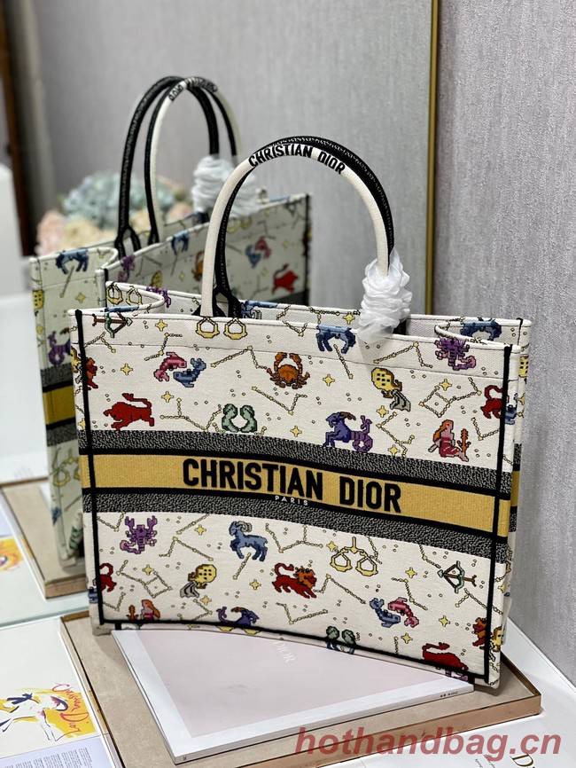 LARGE DIOR BOOK TOTE Latte Multicolor Dior Pixel Zodiac Embroidery M1286ZRTY