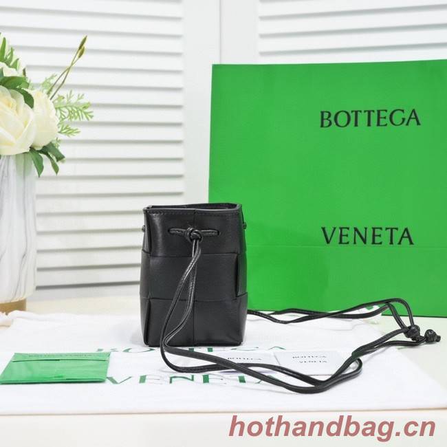 Bottega Veneta Mini intreccio leather crossbody bucket bag 680217 black