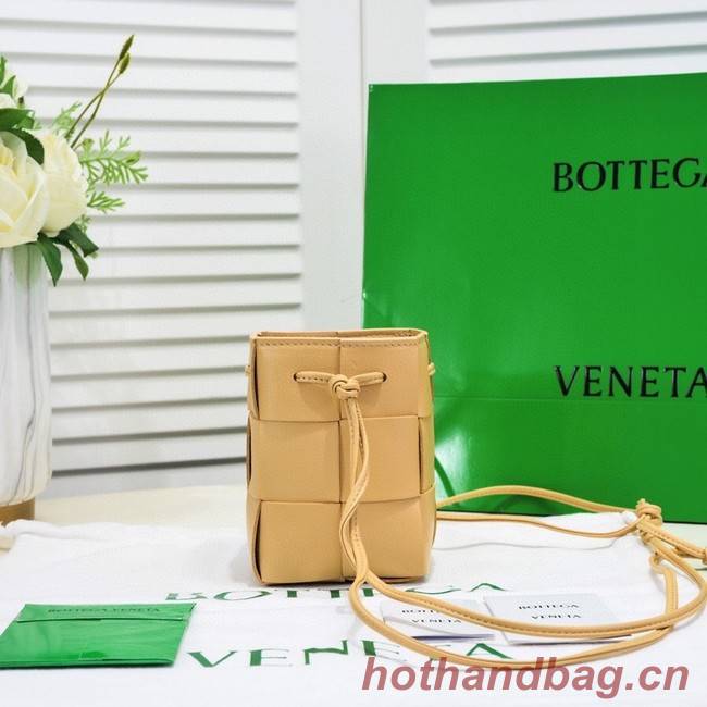 Bottega Veneta Mini intreccio leather crossbody bucket bag 680217 Porridge