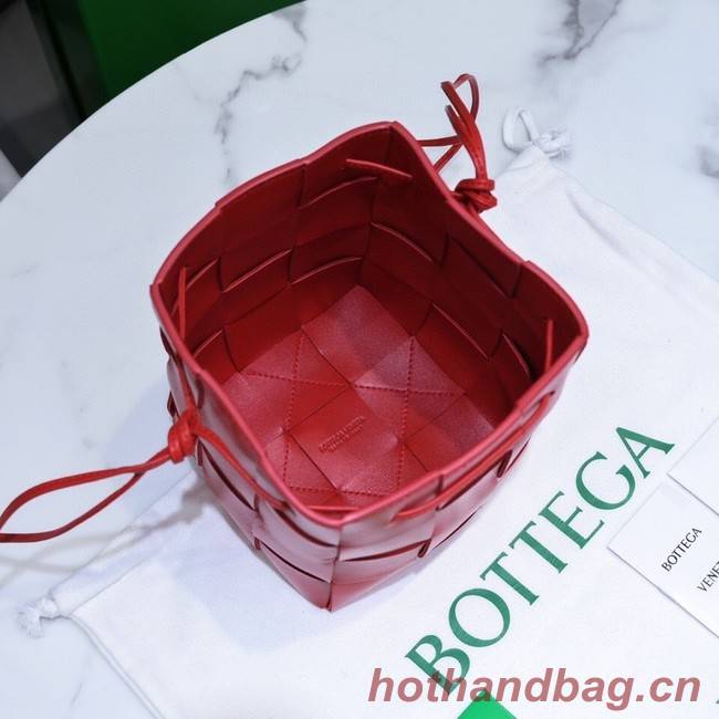 Bottega Veneta Small Cassette Bucket Bag 680218 red