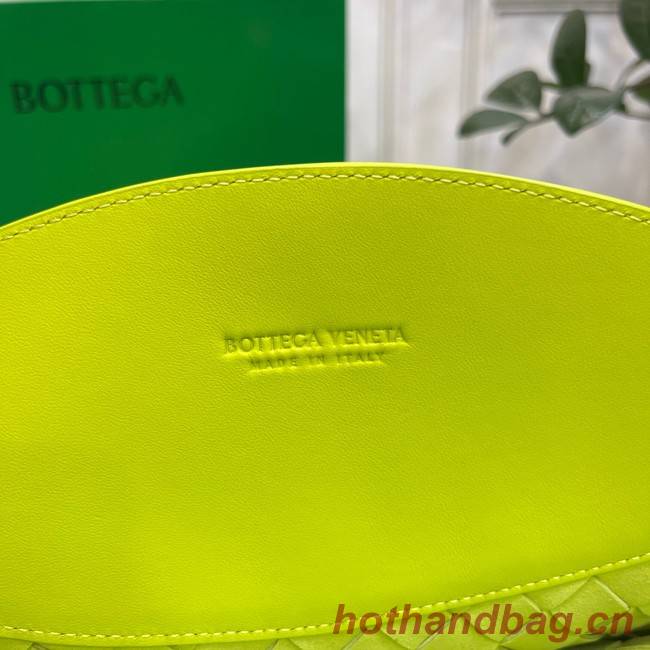 Bottega Veneta Intreccio leather shoulder bag 690226 Glittering green