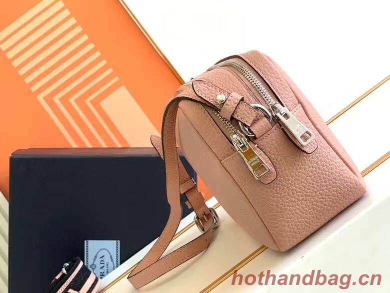 Prada Leather bag with shoulder strap 1DB820 pink