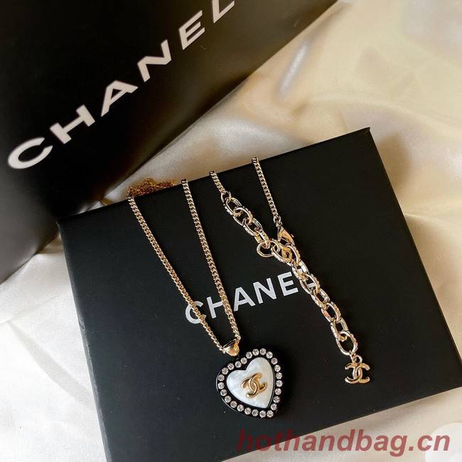 Chanel Necklace CE9092