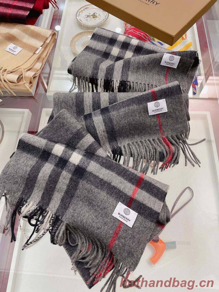 Burberry Scarf BBC00010