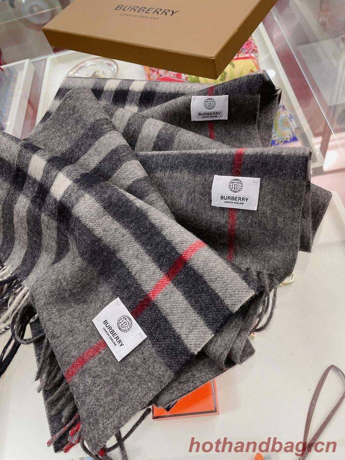 Burberry Scarf BBC00010