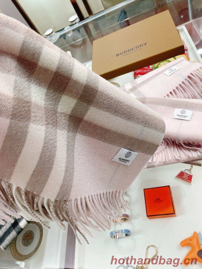 Burberry Scarf BBC00011