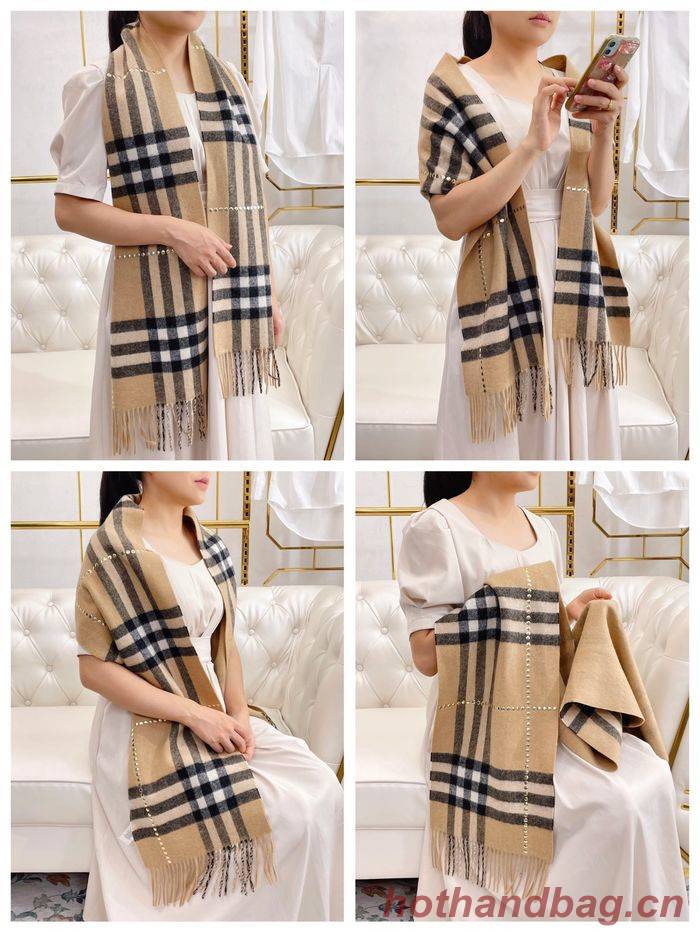 Burberry Scarf BBC00018