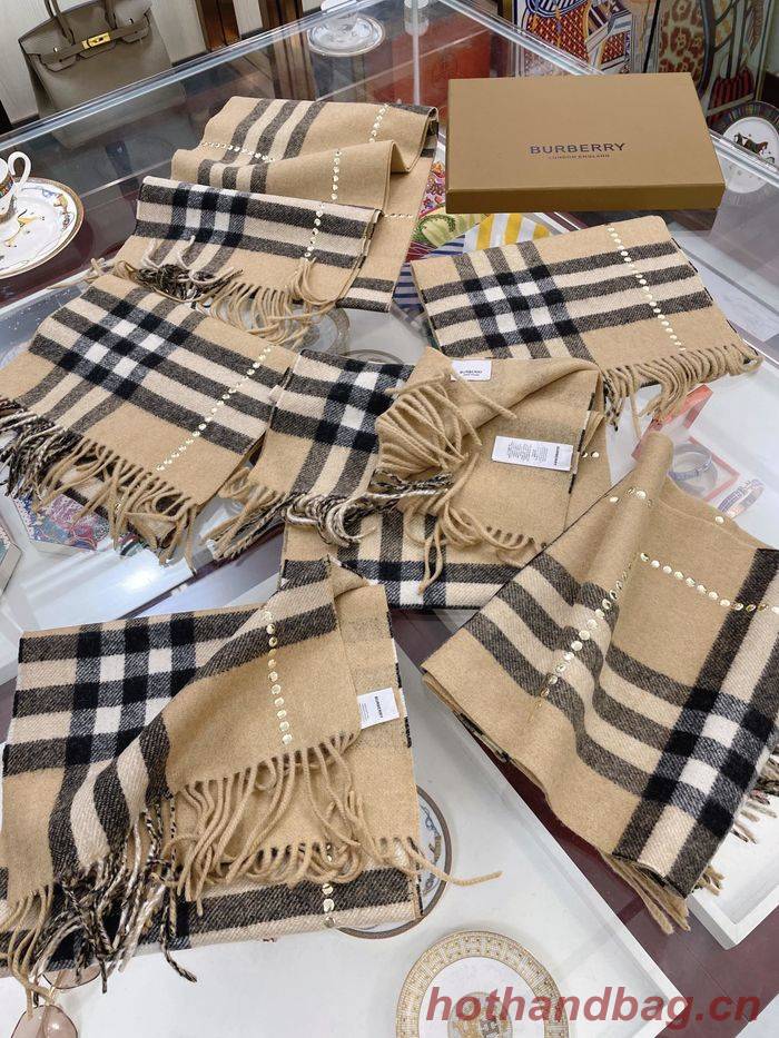 Burberry Scarf BBC00018