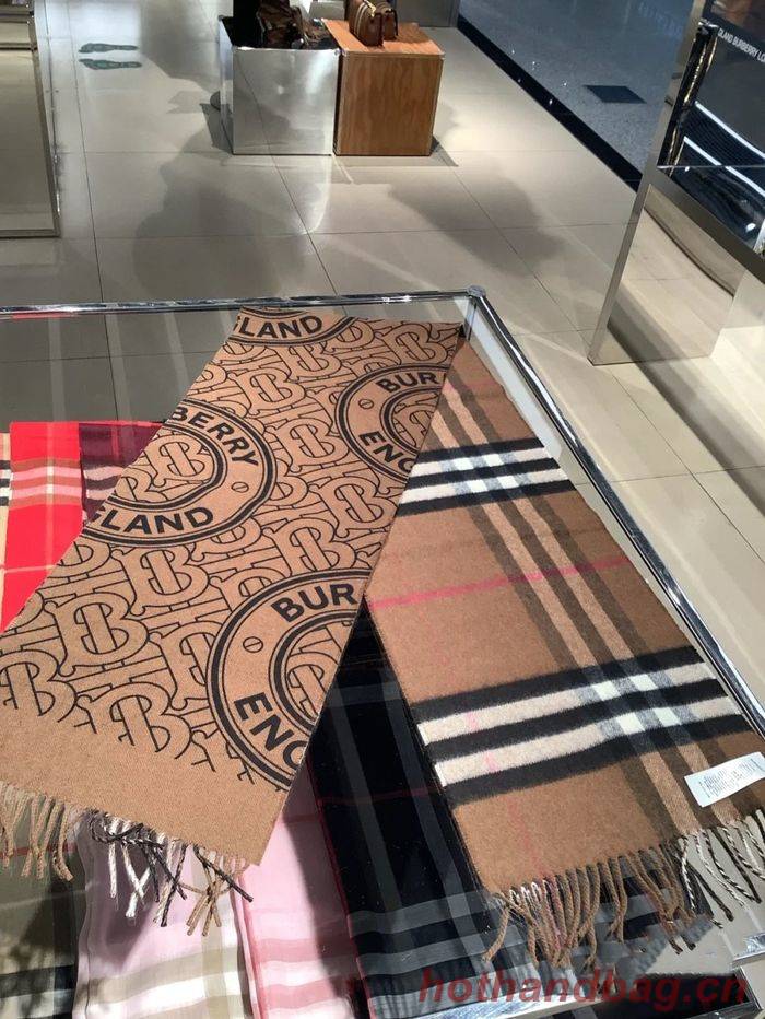 Burberry Scarf BBC00021