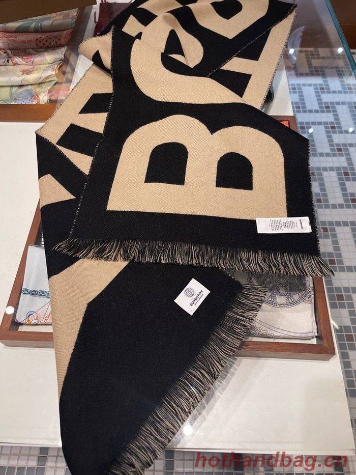 Burberry Scarf BBC00023