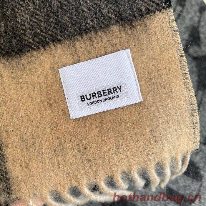 Burberry Scarf BBC00029