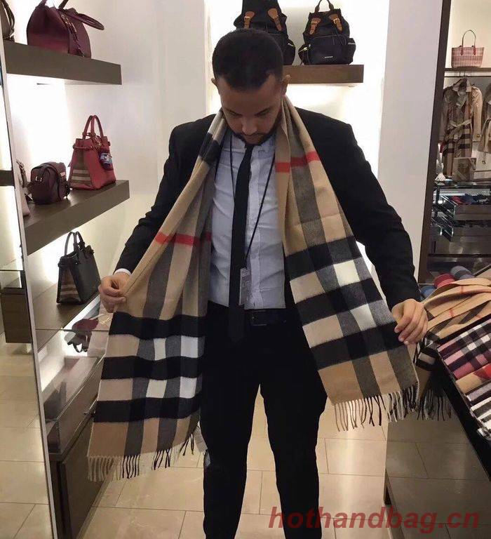 Burberry Scarf BBC00030