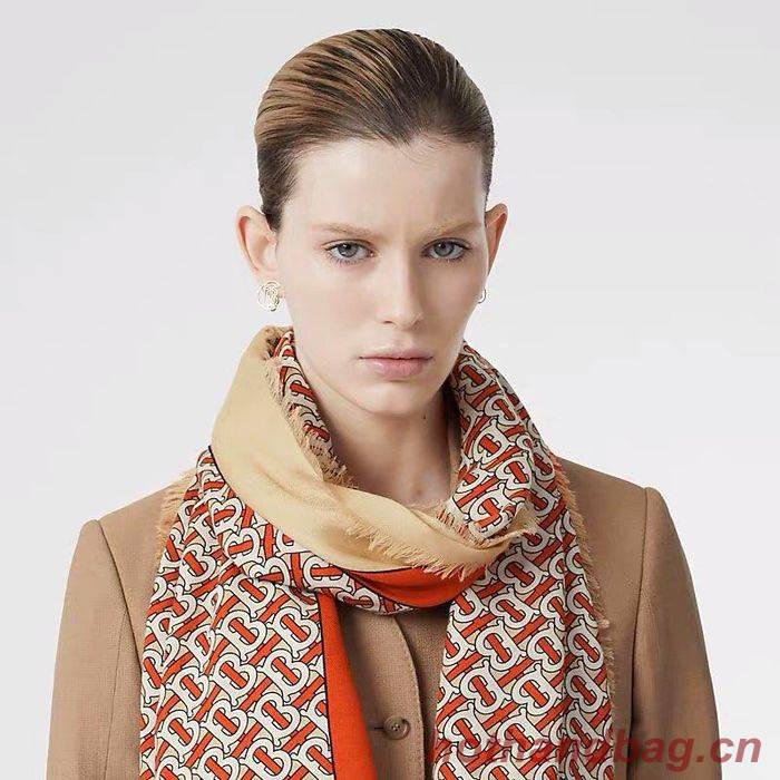 Burberry Scarf BBC00076