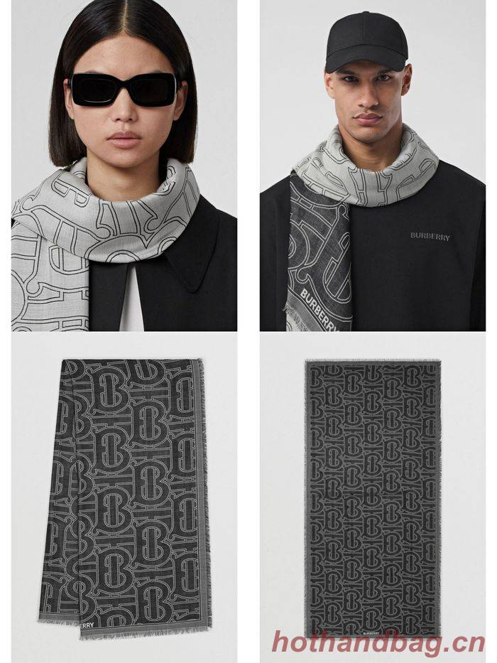 Burberry Scarf BBC00079