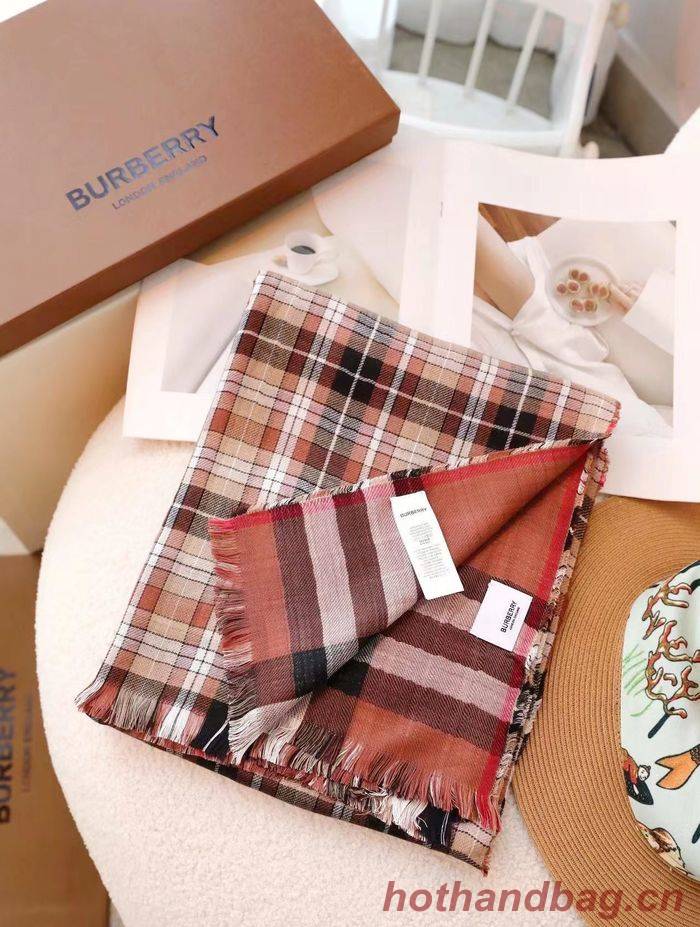 Burberry Scarf BBC00102