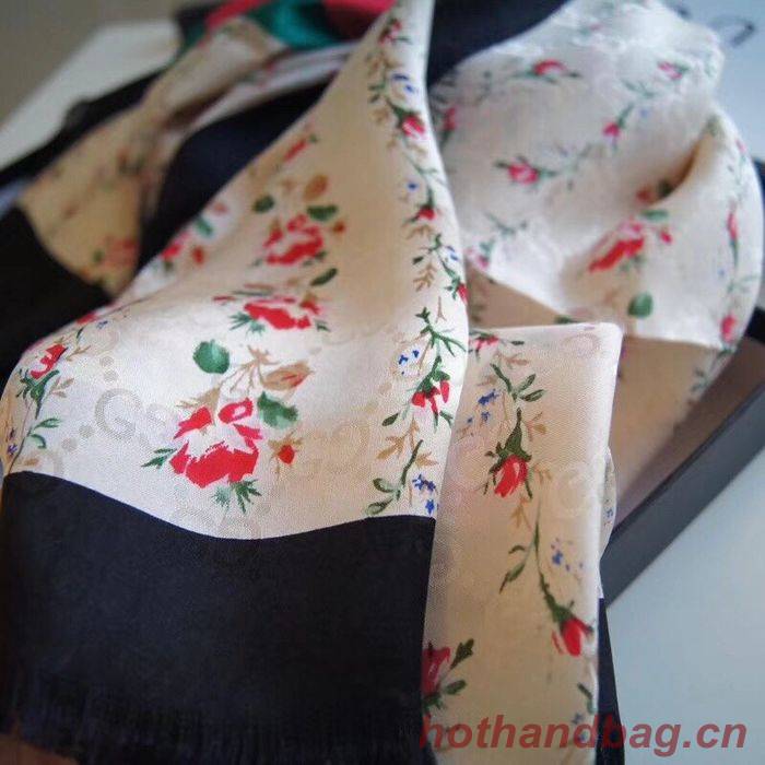 Gucci Scarf GUC00223