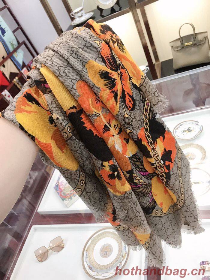 Gucci Scarf GUC00232