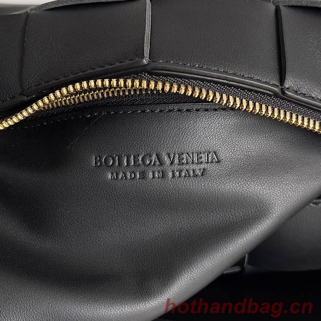 Bottega Veneta Brick Cassette 709360 black