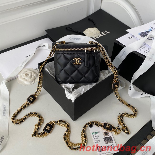 CHANEL SMALL VANITY WITH CHAIN Lambskin & Gold-Tone Metal AP2931 black