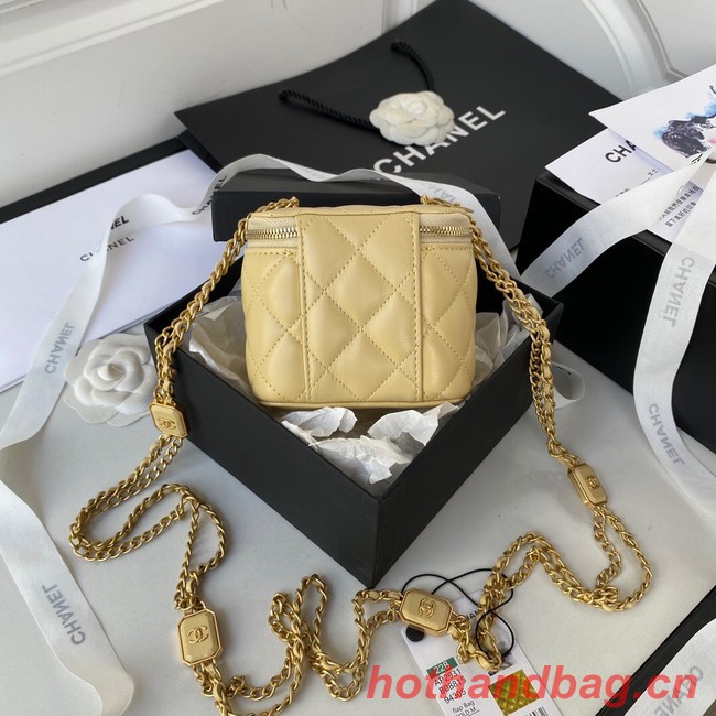 CHANEL SMALL VANITY WITH CHAIN Lambskin & Gold-Tone Metal AP2931 light yellow