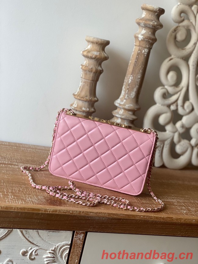 CHANEL WALLET ON CHAIN Lambskin & Gold-Tone Metal 88632 pink