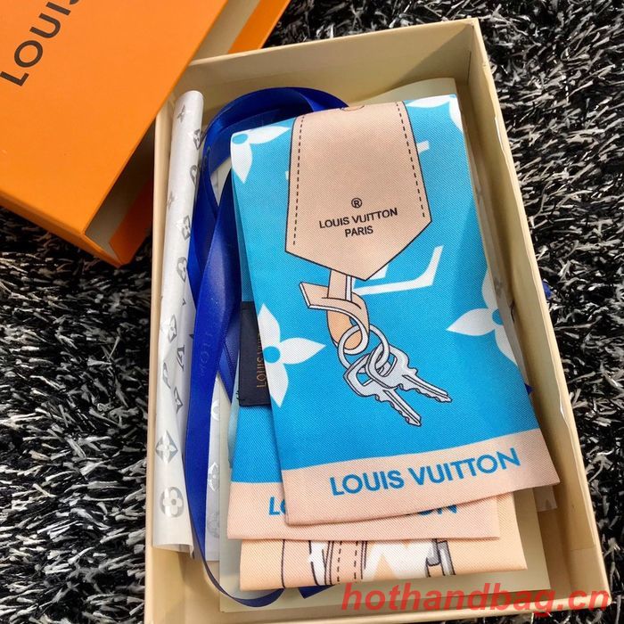 Louis Vuitton Scarf LVC00006