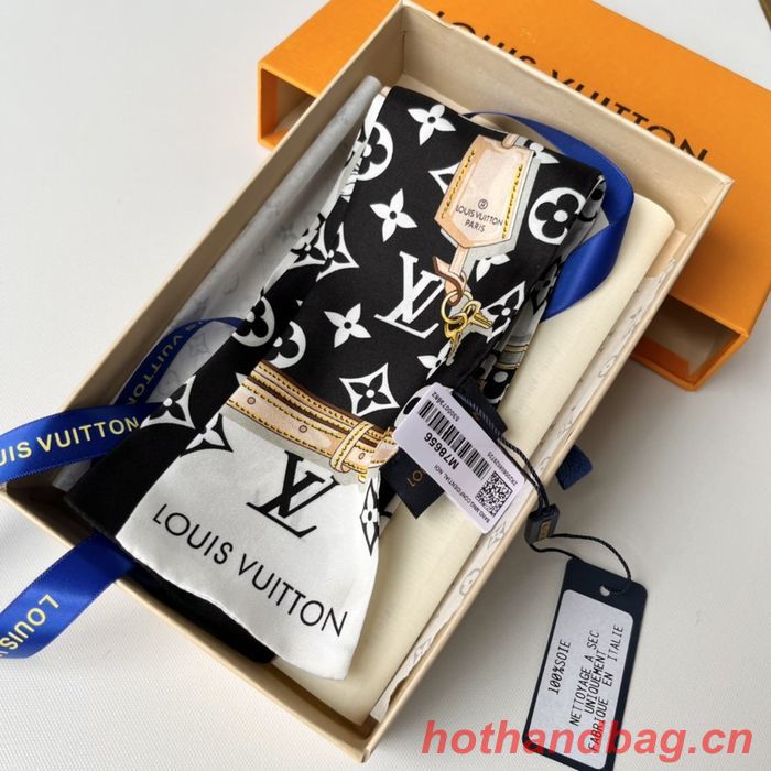 Louis Vuitton Scarf LVC00015