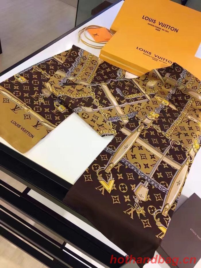 Louis Vuitton Scarf LVC00022