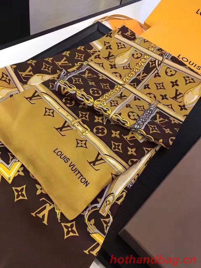 Louis Vuitton Scarf LVC00022