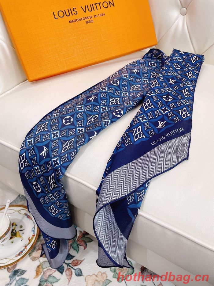 Louis Vuitton Scarf LVC00029