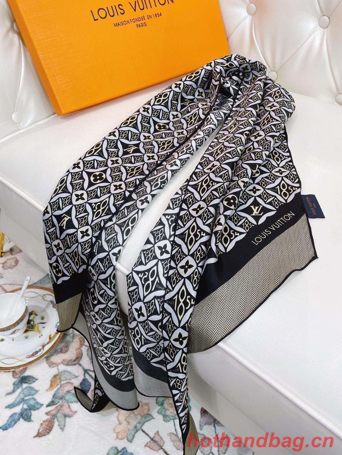 Louis Vuitton Scarf LVC00031