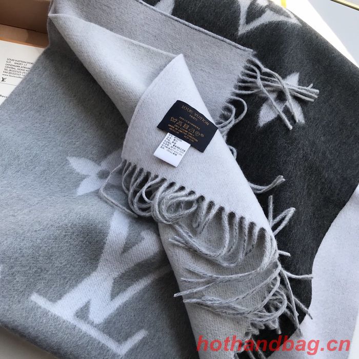 Louis Vuitton Scarf LVC00038