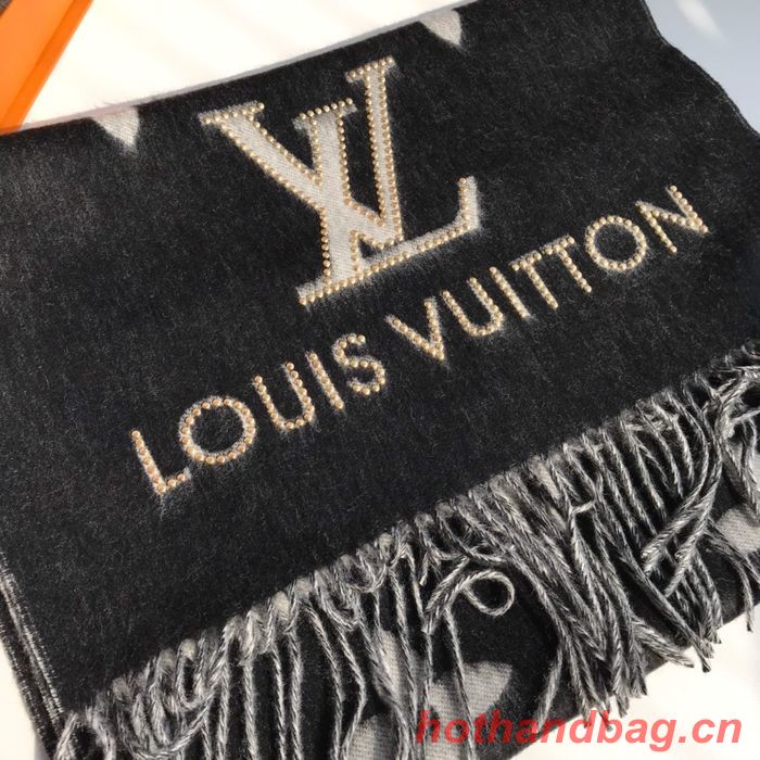 Louis Vuitton Scarf LVC00041