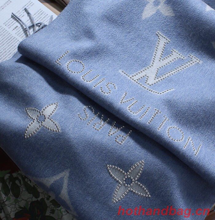 Louis Vuitton Scarf LVC00042